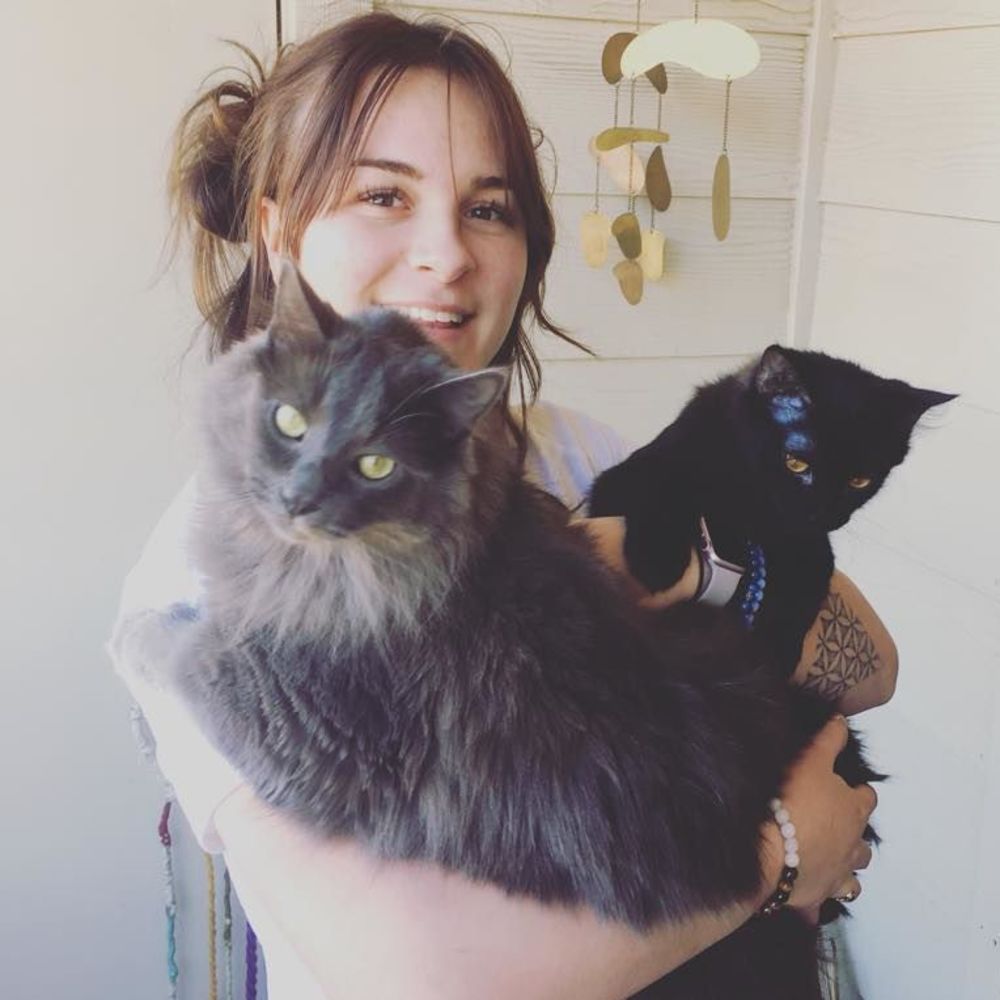 Meet your Posher, Emma